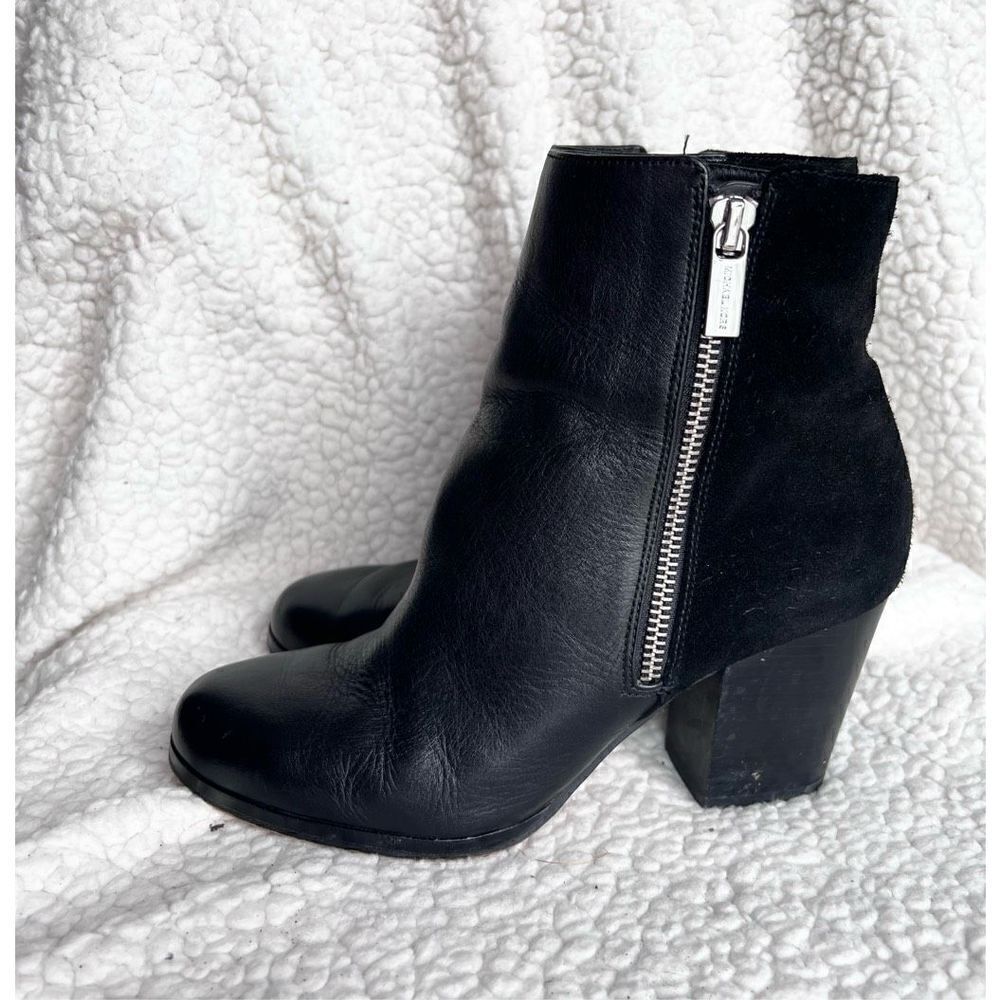 MK Bootie - Picture 2 of 9